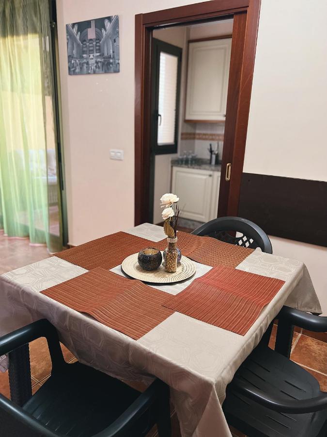 Bungalow With 2 Bedrooms, Playa La Tejita El Medano  Exterior photo